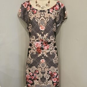 NEW YORK & COMPANY STRETCH 💐💐💐FLORAL DRESS